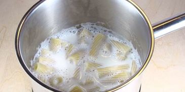 молочный суп с макаронами