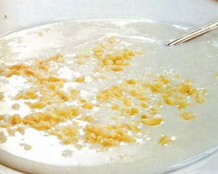 Молочный суп с миндалем