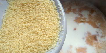 ванильно-молочный суп с кускусом