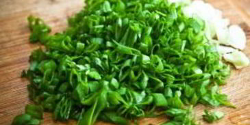 окрошка классическая с колбасой на воде