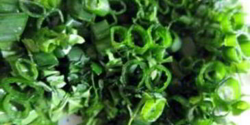 окрошка на кефире и минеральной воде