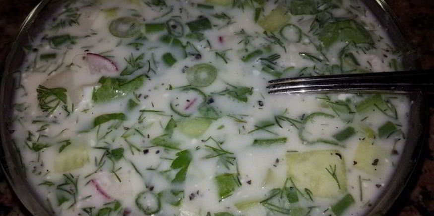 Рецепт окрошки на турецком айране и минералке с горчицей