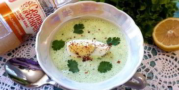 окрошка по-болгарски с яйцами