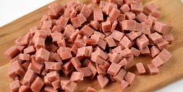 окрошка с колбасой на квасе