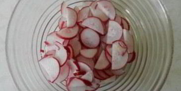 окрошка с колбасой на квасе