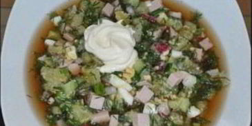 окрошка с колбасой на квасе