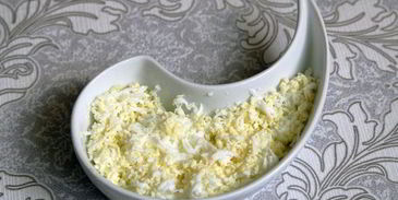 окрошка с морковной ботвой и белым квасом