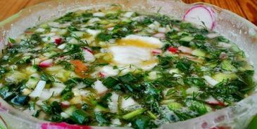 окрошка сборная мясная в ледяной чаше