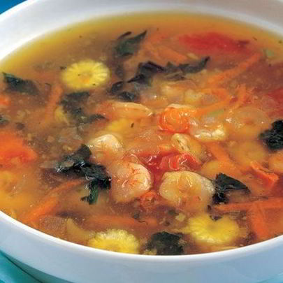 Ароматный овощной суп с креветками