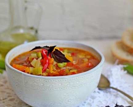 Легкий летний овощной суп