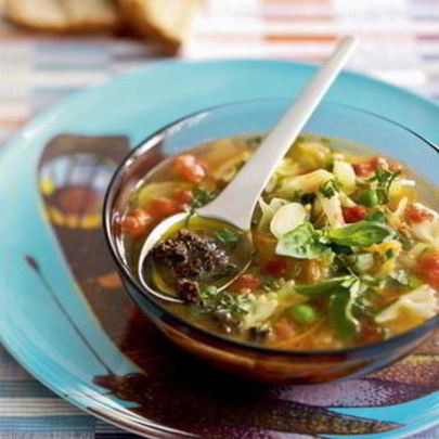 Минестроне с тапенадой из маслин
