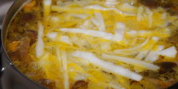 овощной суп с грибами и баклажаном