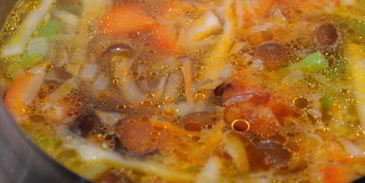 овощной суп с грибами и баклажаном