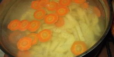 суп овощной с фрикадельками