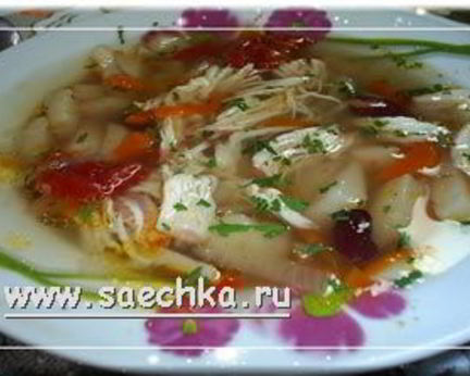 Суп овощной с куриной грудкой и фасолью в скороварке