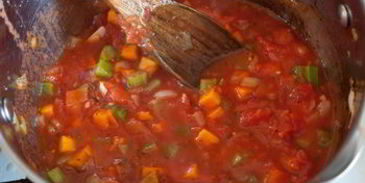 томатный овощной суп