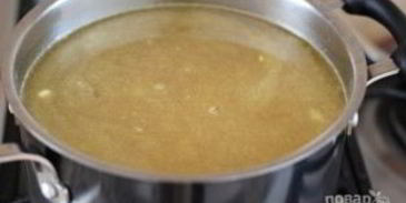 перловый суп с солеными огурцами