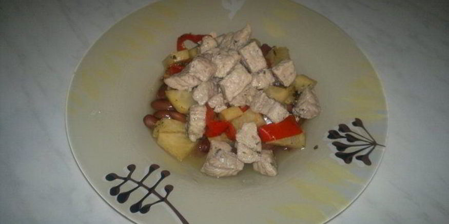 Рецепт бобовой похлебки со свиным окороком, сельдереем и сладким перцем