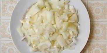 чечевичная похлебка с сельдереем и шпинатом