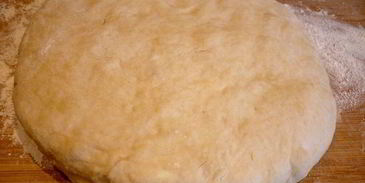 похлебка с семгой и шпинатом под домашним слоеным тестом очарована, околдована