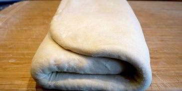 похлебка с семгой и шпинатом под домашним слоеным тестом очарована, околдована