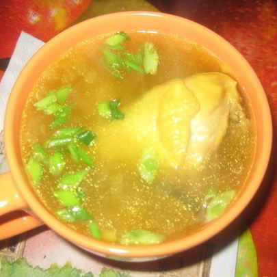 Рассольник с курицей и перловкой