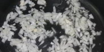 рассольник с огурцами и перловкой