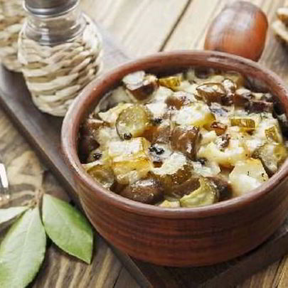 Рассольник с почками на говяжьем бульоне