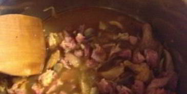 щи из кислой капусты с грибами