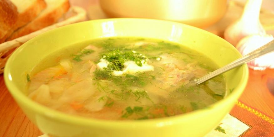 Рецепт щей из квашеной капусты с картошкой в мультиварке