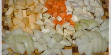 щи из квашеной капусты со свининой