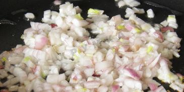 щи из молодой капусты с курицей