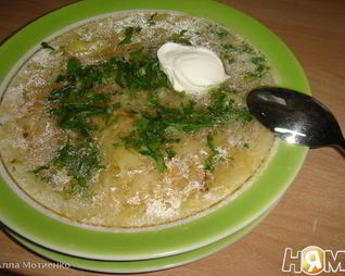 Щи кислые на курином бульоне