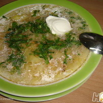 Щи кислые на курином бульоне
