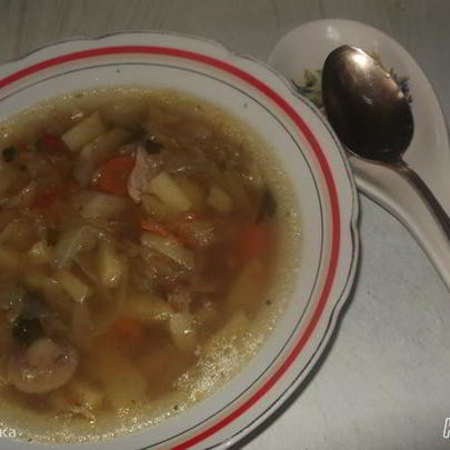 Щи на курином бульоне с шампиньонами