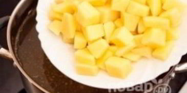 зеленые щи из щавеля