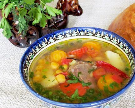 Шурпа из баранины в казане