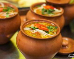 Шурпа в горшочке