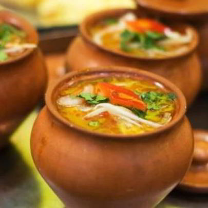 Шурпа в горшочке