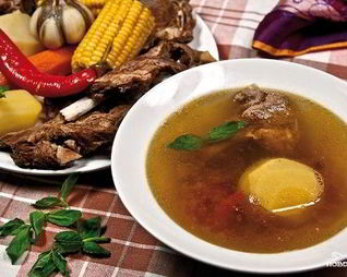 Шурпа в казане