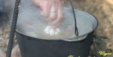 шурпа в котле