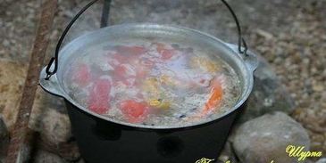 шурпа в котле
