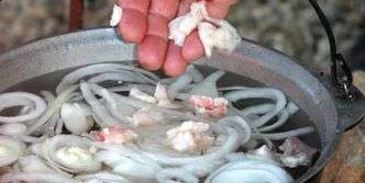 шурпа в котле