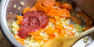 суп с фаршированными перцам дулма-шурпа