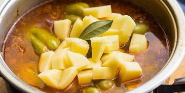 суп с фаршированными перцам дулма-шурпа