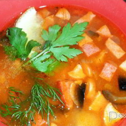 Быстрая вкусная солянка