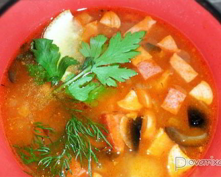 Быстрая вкусная солянка