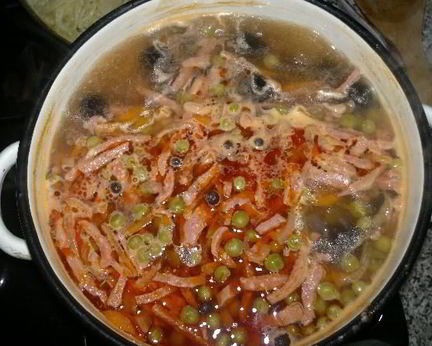 Мясная сборная солянка с картошкой