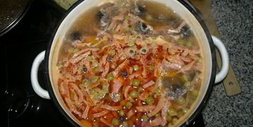 мясная сборная солянка с картошкой