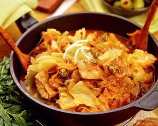 Рыбная солянка на сковороде